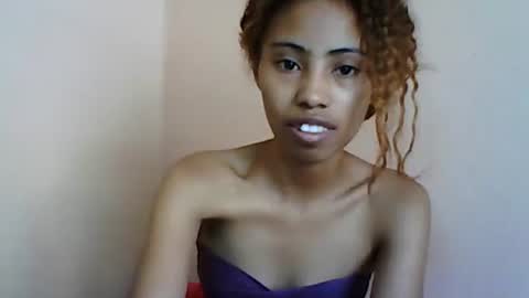 Snapshot of sayaah01 chatting on June 7, 2026, 7:12 am sayaah01 online show from June 7, 2026, 7:12 am
