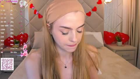 Snapshot of sayl0r_moon chatting on February 19, 2025, 4:01 am Kira GMT 7 Mon Thu-Sun 0800am-0200pm online show from February 19, 2025, 4:01 am