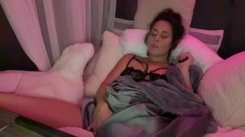 Snapshot of sayplsgdgrl chatting on January 11, 2025, 1:16 am Good Girls Say Please...and Thank You online show from January 11, 2025, 1:16 am