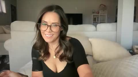 Snapshot of sayplsgdgrl chatting on December 15, 2025, 7:07 pm Good Girls Say Please...and Thank You online show from December 15, 2025, 7:07 pm