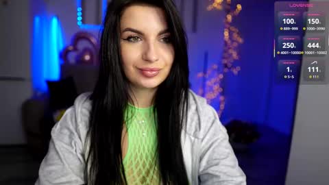 Snapshot of sayyees chatting on December 17, 2025, 1:11 am Valeria Swarowskaya online show from December 17, 2025, 1:11 am