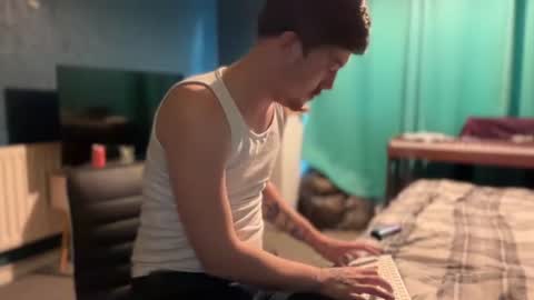 scallylad03 online show from July 18, 2026, 7:28 pm