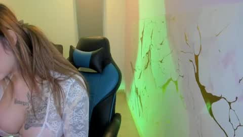 scarbadgirl_ online show from May 2, 2026, 3:22 am