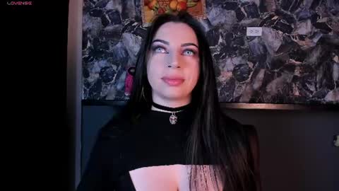 Snapshot of scarlattaa_desire chatting on July 15, 2026, 3:23 am SCARLATTA DESIRE online show from July 15, 2026, 3:23 am