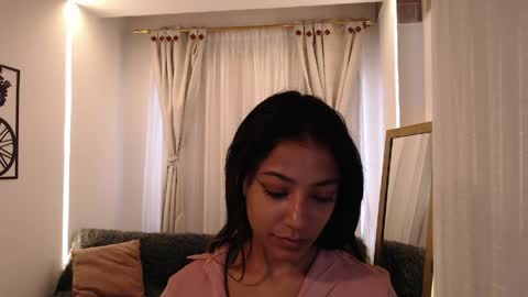 Snapshot of scarleet_miaa chatting on May 4, 2026, 9:22 pm Scaelet Mia online show from May 4, 2026, 9:22 pm