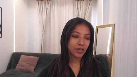 Snapshot of scarleet_miaa chatting on May 7, 2026, 8:25 pm Scaelet Mia online show from May 7, 2026, 8:25 pm