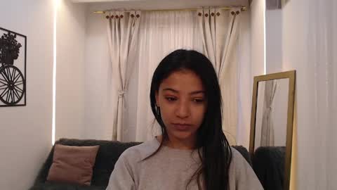 Snapshot of scarleet_miaa chatting on May 13, 2026, 9:33 pm Scaelet Mia online show from May 13, 2026, 9:33 pm