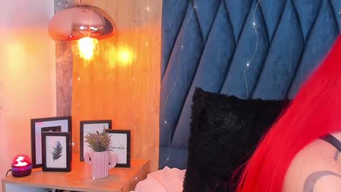 scarleett jones online show from February 8, 2025, 3:30 am