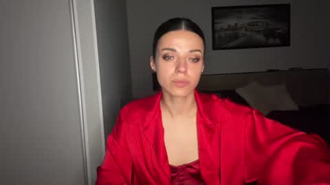 Sophie online show from June 19, 2026, 7:56 am