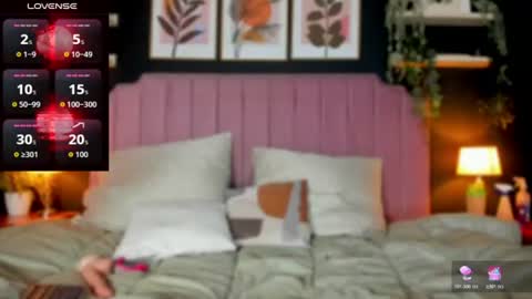 Claudia  online show from June 15, 2026, 8:00 pm