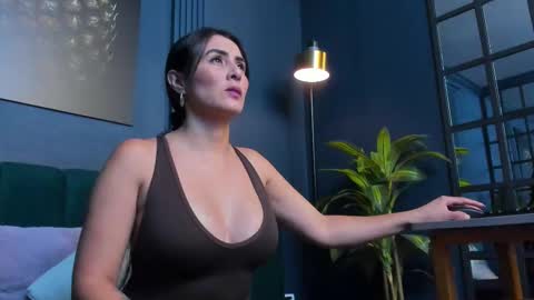 Snapshot of scarlet_edwars chatting on October 15, 2025, 7:14 pm Scarlet Edwars online show from October 15, 2025, 7:14 pm