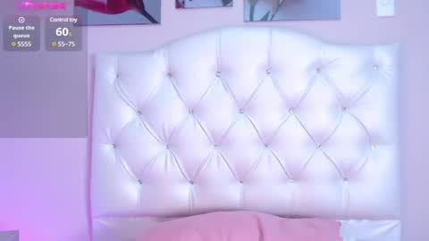 Andrea online show from February 11, 2025, 3:18 pm