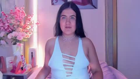 Snapshot of scarlet_fostt_ chatting on July 27, 2026, 7:32 pm Andrea online show from July 27, 2026, 7:32 pm