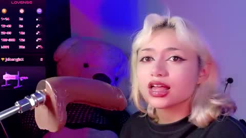 Snapshot of scarlet_gold chatting on June 14, 2026, 2:24 am scarlet_gold online show from June 14, 2026, 2:24 am