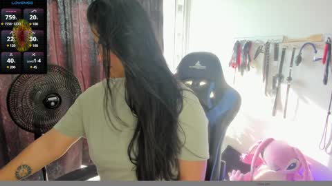 scarlet taylor kennedy online show from January 12, 2025, 8:57 pm