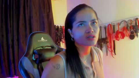 scarlet taylor kennedy online show from October 7, 2025, 10:51 pm