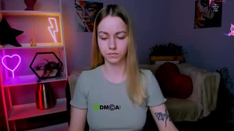 Snapshot of scarlet_mooore chatting on March 10, 2025, 8:23 pm scarlet PVT is open online show from March 10, 2025, 8:23 pm