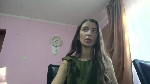 Scarlet online show from May 31, 2026, 4:25 pm