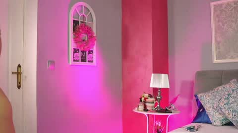 Scarlet online show from June 8, 2026, 5:02 pm