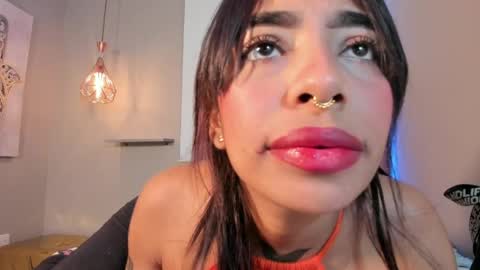 scarlet_vixen_ online show from April 23, 2026, 12:26 pm