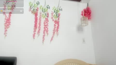 Snapshot of scarletbaker__ chatting on May 27, 2026, 1:57 am Scarlet online show from May 27, 2026, 1:57 am