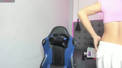Snapshot of scarletcherry18 chatting on June 20, 2026, 4:15 am scarlet online show from June 20, 2026, 4:15 am