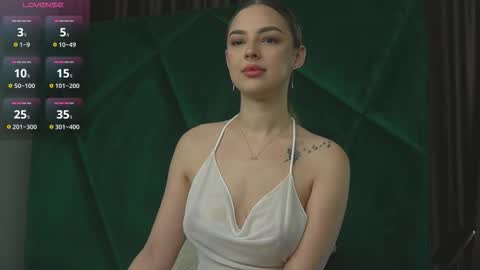 Snapshot of scarletcoles chatting on October 3, 2025, 10:40 pm Scarlet online show from October 3, 2025, 10:40 pm