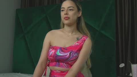 Snapshot of scarletcoles chatting on October 6, 2025, 10:07 pm Scarlet online show from October 6, 2025, 10:07 pm