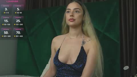 Snapshot of scarletcoles chatting on October 8, 2025, 8:28 pm Scarlet online show from October 8, 2025, 8:28 pm