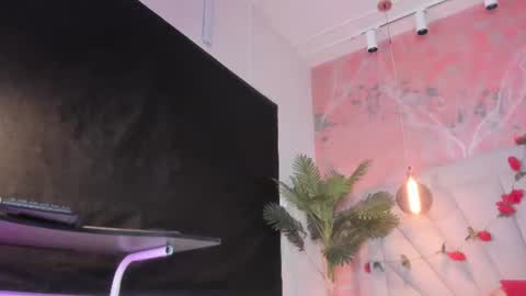 Scarlet Dayana online show from July 13, 2026, 12:08 pm