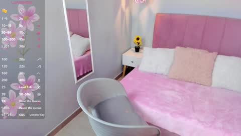 Scarlet  online show from February 7, 2025, 8:11 am