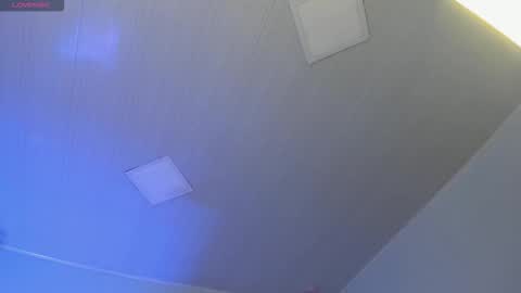 Scarlet  online show from March 13, 2026, 5:14 am