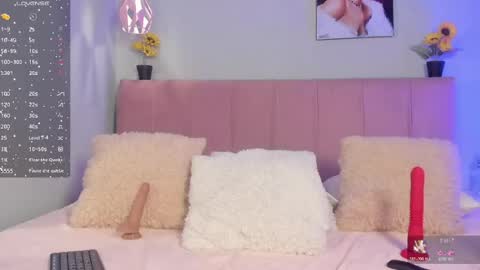 Snapshot of scarletgv chatting on June 1, 2026, 7:32 am Scarlet online show from June 1, 2026, 7:32 am