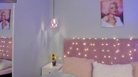 Snapshot of scarletgv chatting on June 16, 2026, 12:13 am Scarlet online show from June 16, 2026, 12:13 am