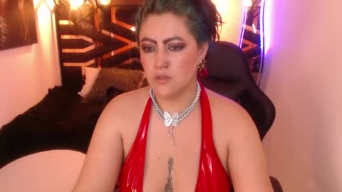 Snapshot of scarleth_bluee chatting on May 26, 2026, 3:02 am Scarleth online show from May 26, 2026, 3:02 am