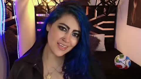 Snapshot of scarleth_bluee chatting on June 13, 2026, 4:21 am Scarleth online show from June 13, 2026, 4:21 am