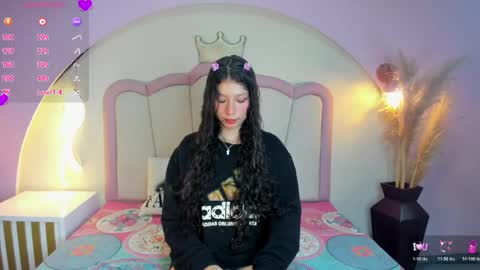 Scarlth online show from April 21, 2026, 6:44 pm
