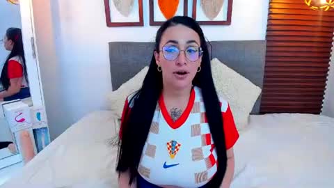 scarleth online show from June 29, 2026, 3:57 am
