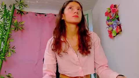Snapshot of scarletjonesx chatting on June 15, 2026, 6:32 pm Denis online show from June 15, 2026, 6:32 pm