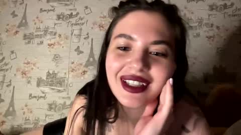 Snapshot of scarletpetal chatting on January 29, 2025, 3:26 pm scarletpetal online show from January 29, 2025, 3:26 pm