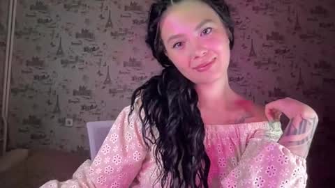 Snapshot of scarletpetal chatting on October 4, 2025, 10:35 am scarletpetal online show from October 4, 2025, 10:35 am