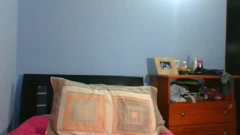 Snapshot of scarletscott_ chatting on February 13, 2025, 3:07 am Nataly online show from February 13, 2025, 3:07 am