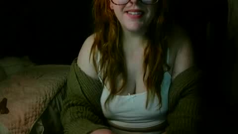 Snapshot of scarletsiren1996 chatting on April 5, 2026, 2:31 am BabyEmber online show from April 5, 2026, 2:31 am
