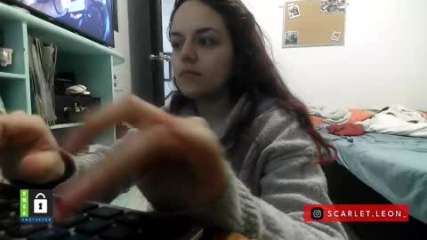 Snapshot of scarlett77_ chatting on November 6, 2025, 1:12 pm Scarletland welcome online show from November 6, 2025, 1:12 pm