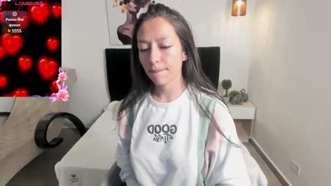 Scarlett online show from February 18, 2025, 12:39 pm