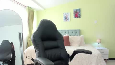 Snapshot of scarlett__cooper__ chatting on February 26, 2026, 12:48 pm Scarlett online show from February 26, 2026, 12:48 pm