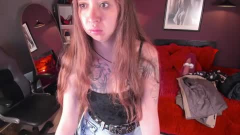 Snapshot of scarlett__cooper__ chatting on July 19, 2026, 12:20 pm Scarlett online show from July 19, 2026, 12:20 pm