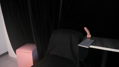 SCARLETT FOX  online show from February 26, 2026, 11:53 am