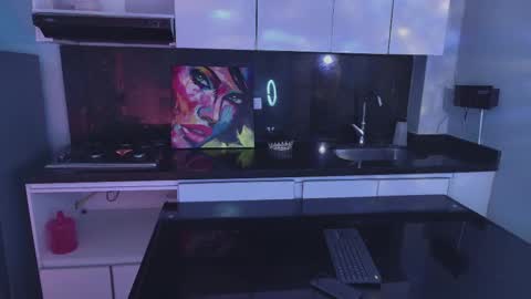 Scarlett Collins online show from March 10, 2025, 6:59 am