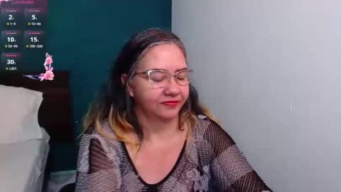 Scarlett  online show from December 19, 2025, 2:51 am